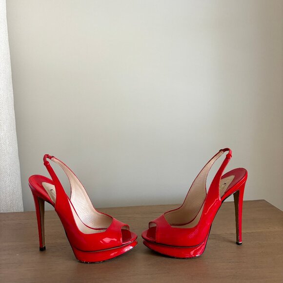 Nicholas Kirkwood Red Leather Peep Toe Heels - Picture 3 of 6